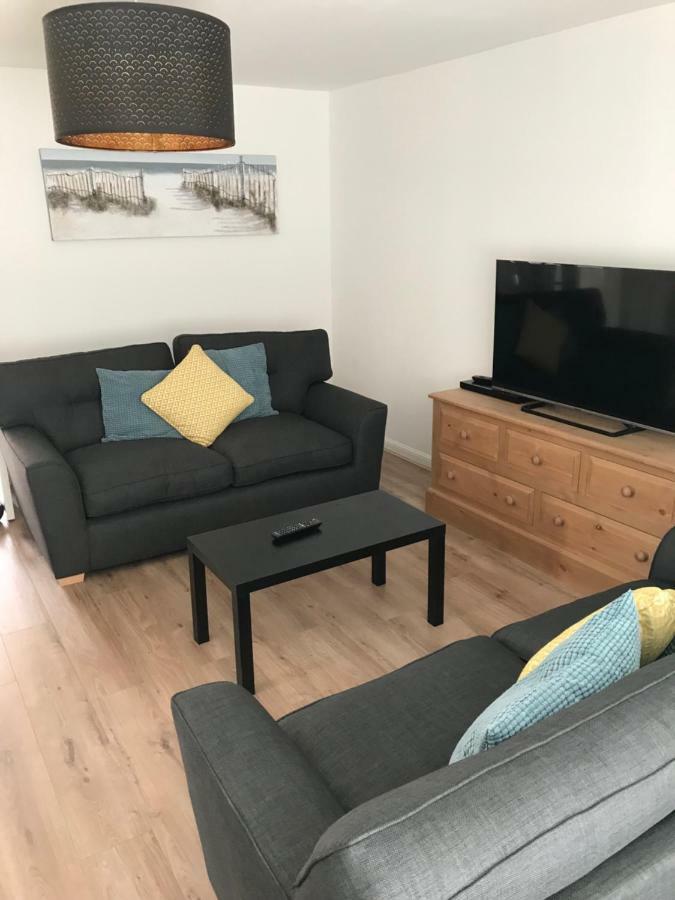 Eastbourne, Sovereign Harbour Holiday Home Экстерьер фото