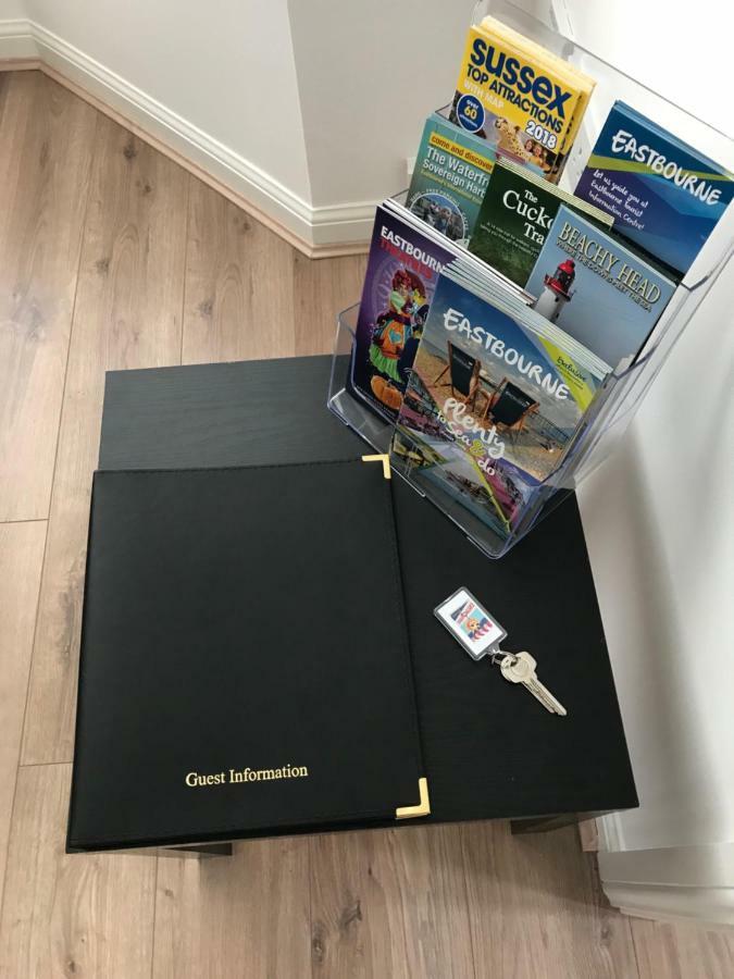 Eastbourne, Sovereign Harbour Holiday Home Экстерьер фото